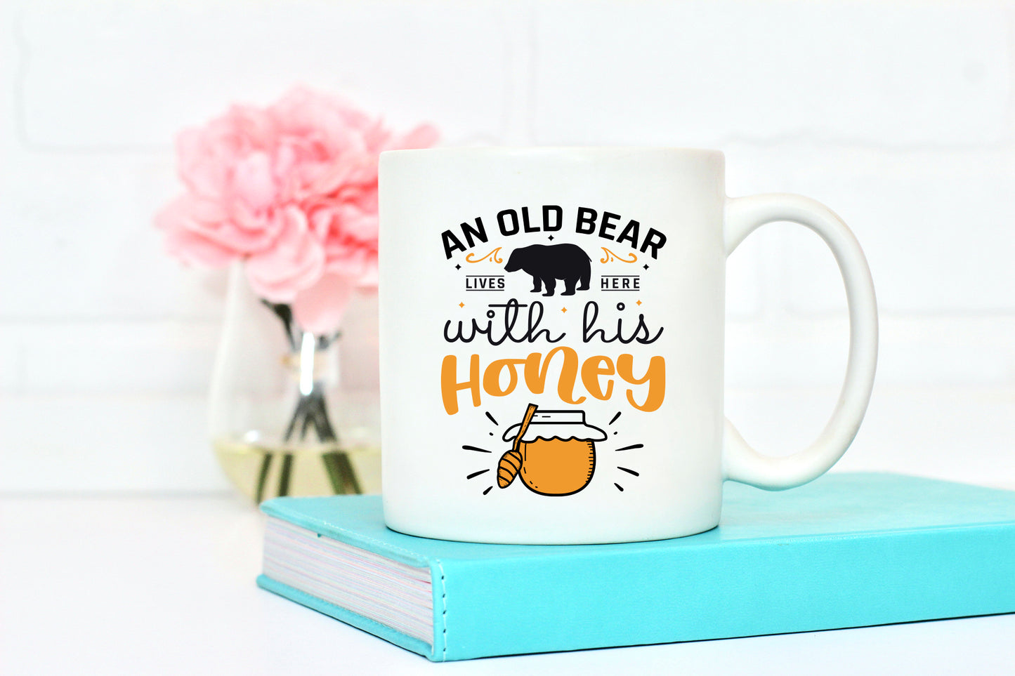 An Old Bear Lives Here With His Honey, SVG Bee