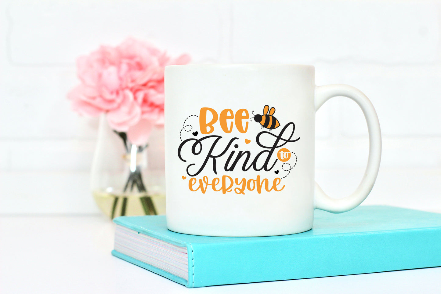 Bee Kind to Everyone SVG Cricut