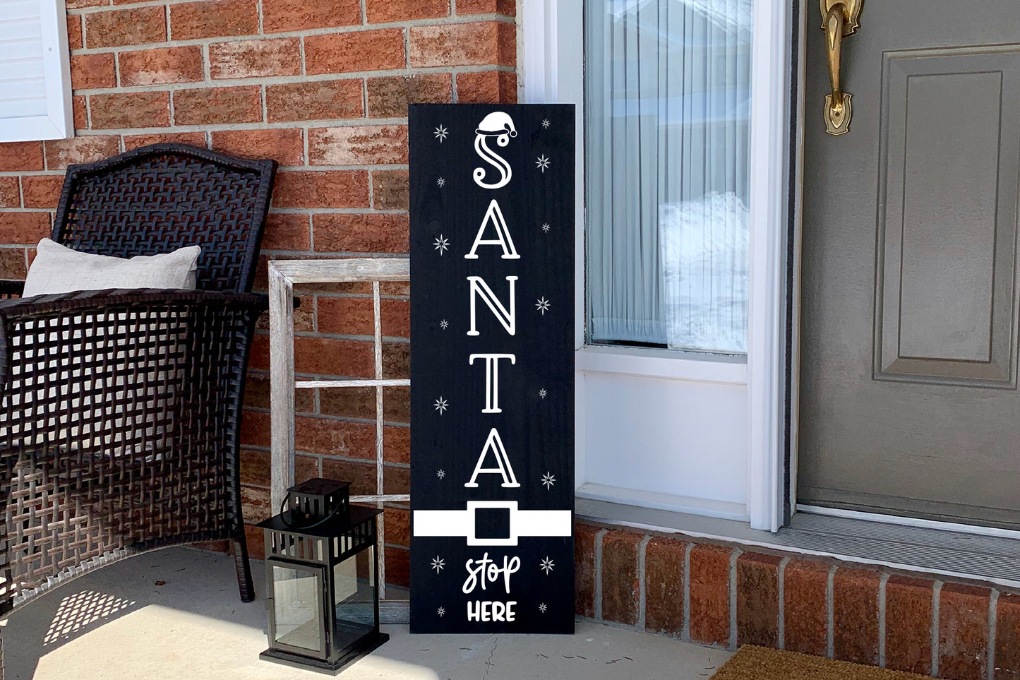 Christmas Vertical Sign SVG - Santa Stop Here