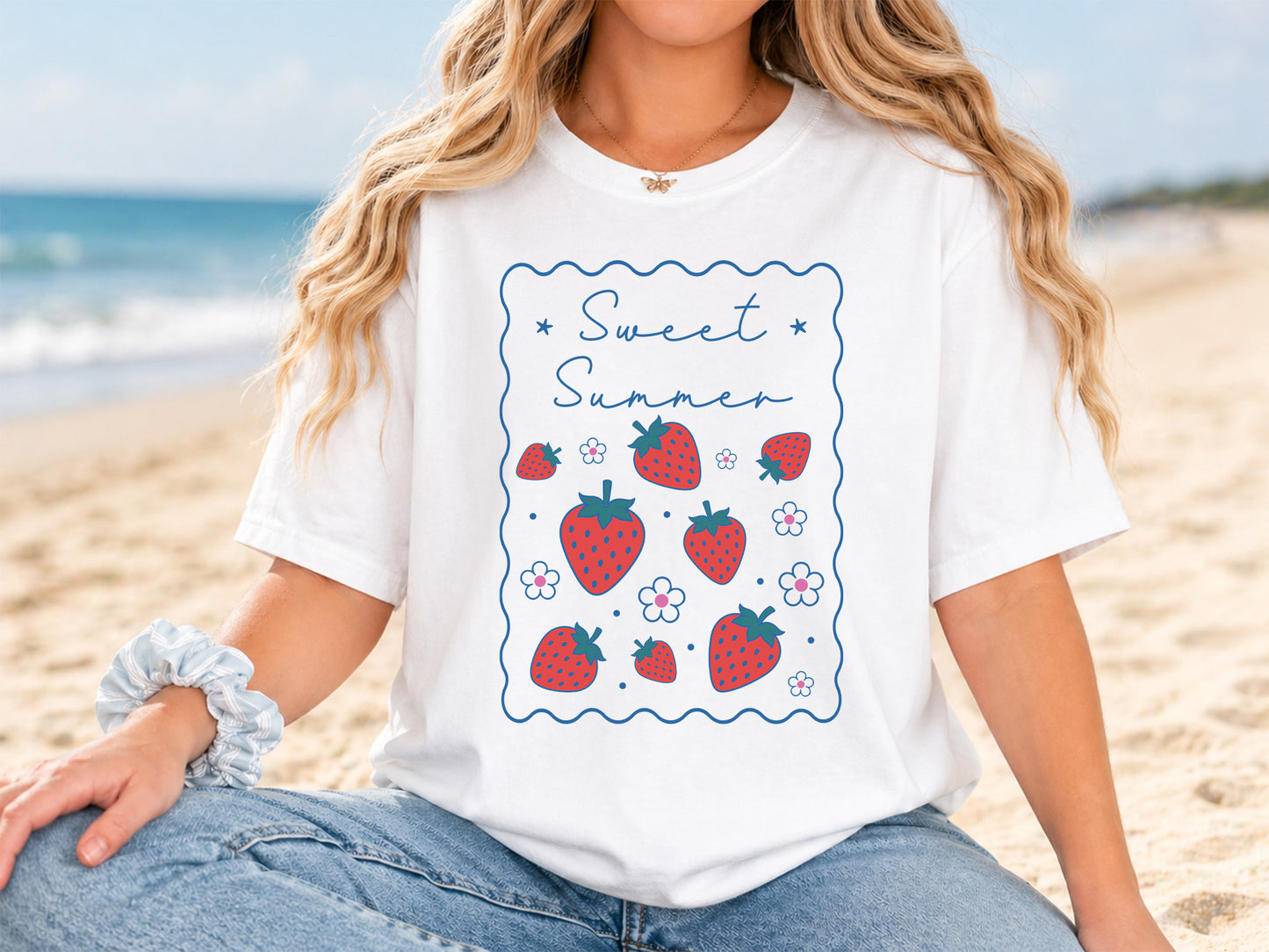 Coastal Sweet Summer Strawberry PNG Design