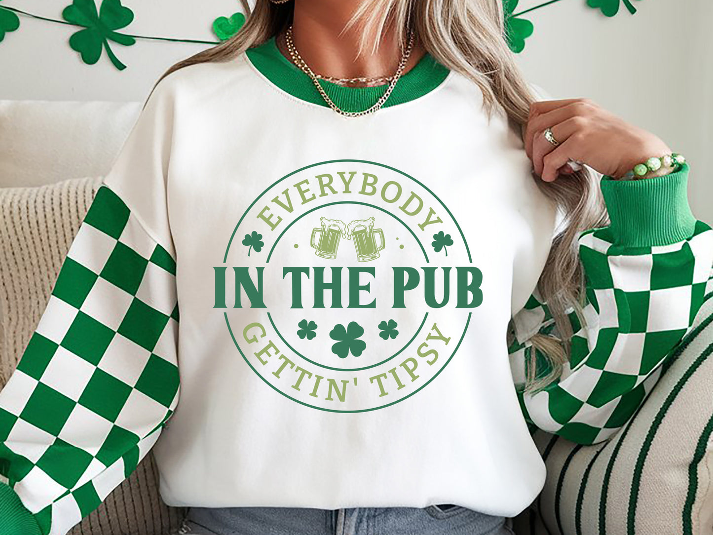 Everybody in the Pub Gettin' Tipsy, St Patrick's Day SVG