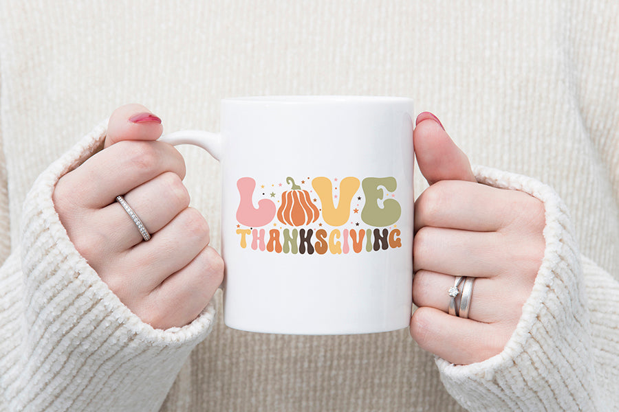 Love Thanksgiving Retro SVG Design