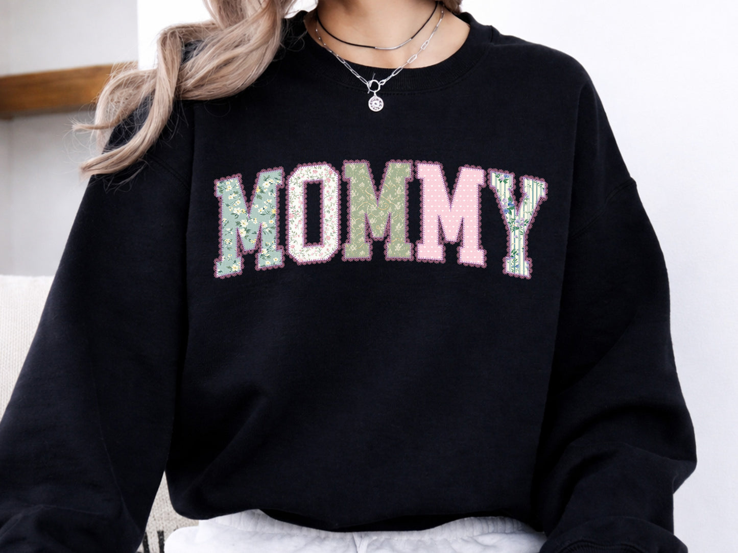 Patchwork Dainty Lace Mommy PNG Design