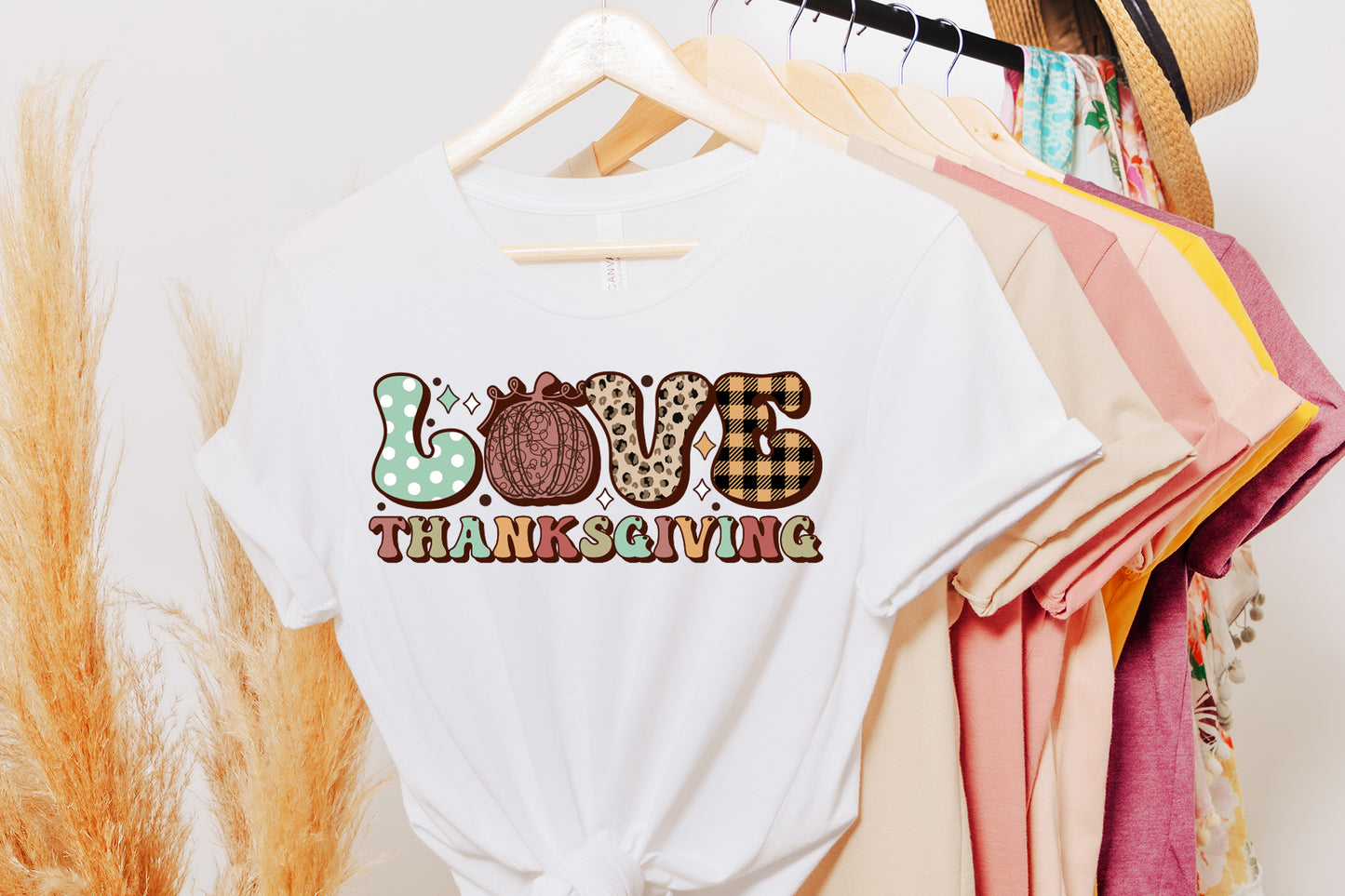 Love Thanksgiving PNG Retro Sublimation Design