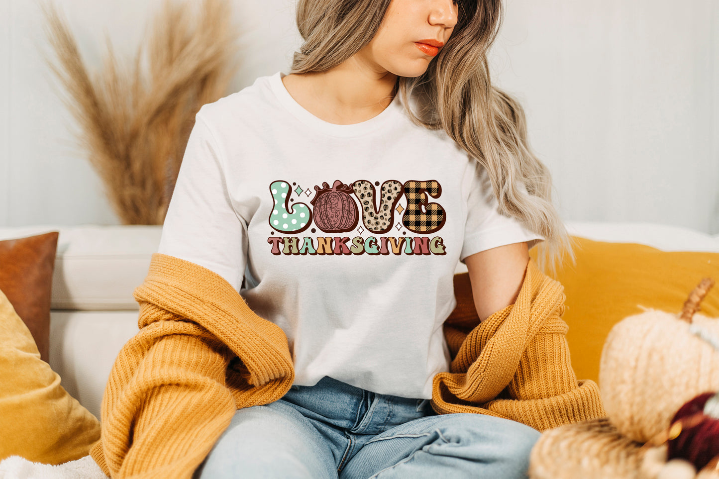 Love Thanksgiving PNG Retro Sublimation Design